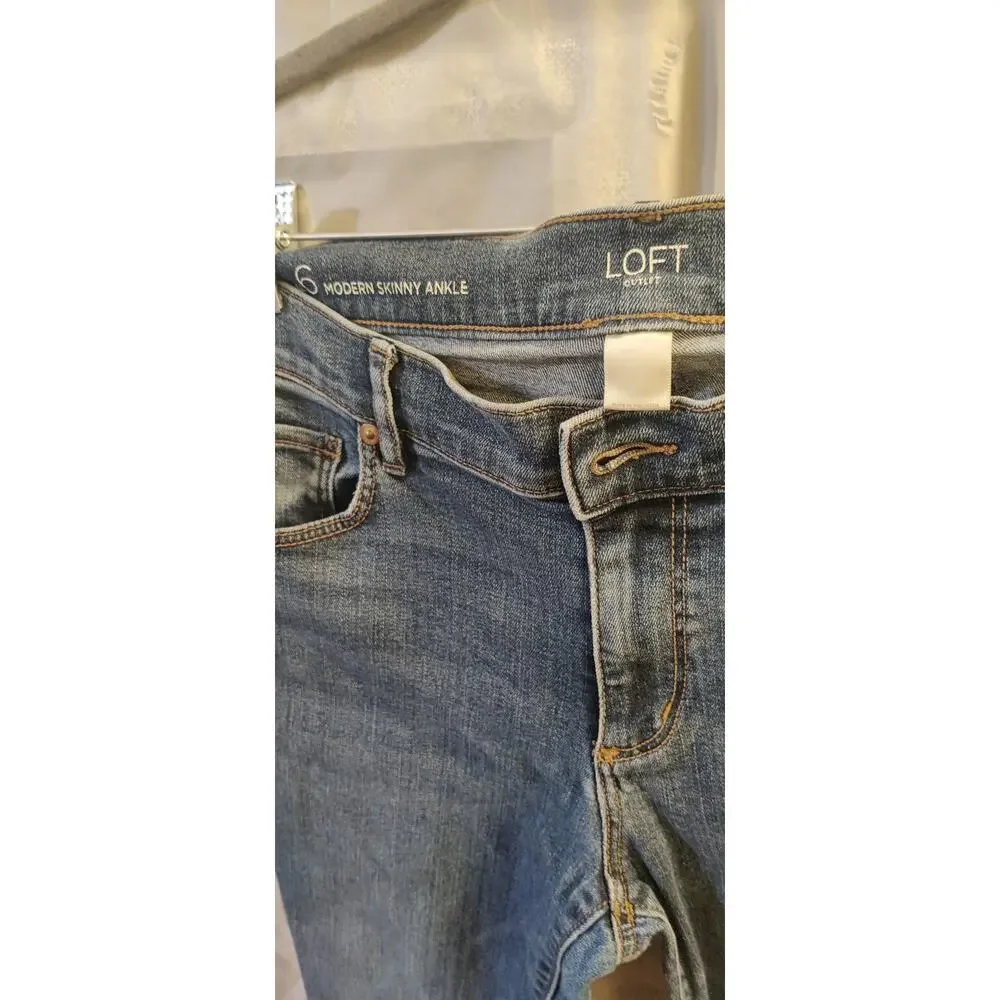 Ann Taylor LOFT Skinny Ankle Raw Hem Dark Wash Jeans Size 6 Denim Casual Boho
